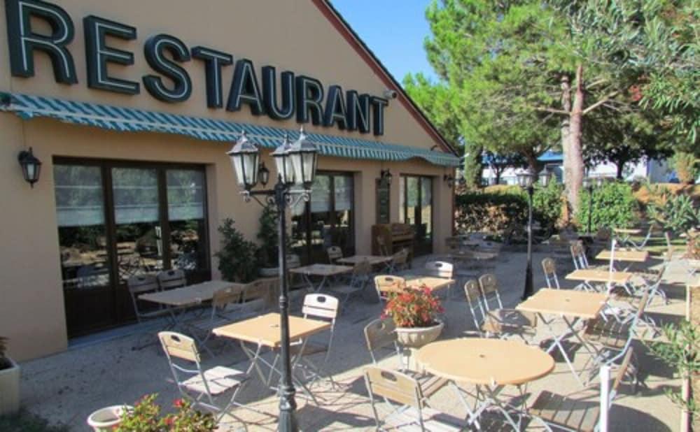 Hotel Campanile Béziers A9/A75 Esterno foto